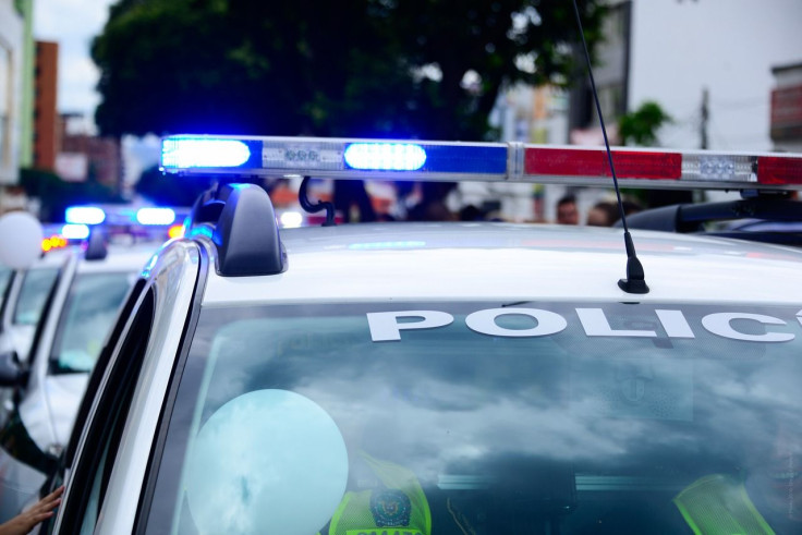  deputy sheriff saves toddler after choking on a coin at a protest