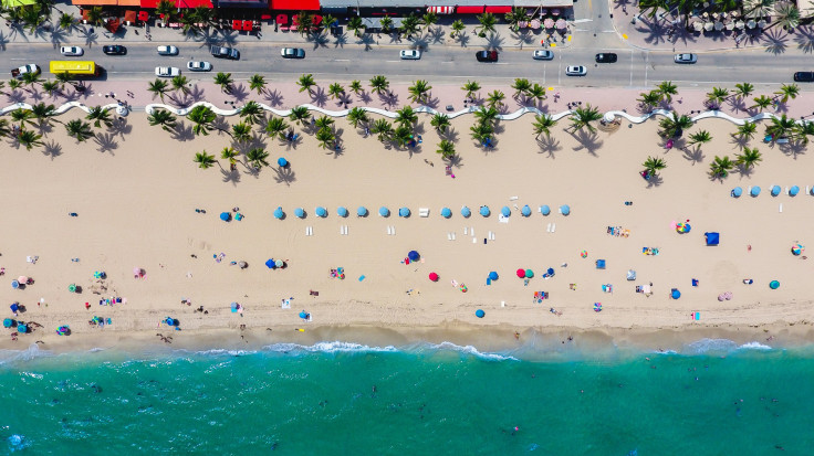 aerial-view-of-the-beach-at-fort-lauderdale-florida