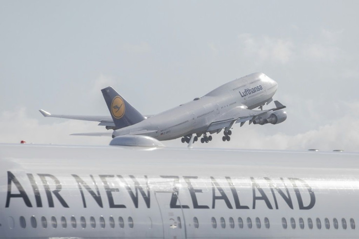 Air New Zealand has put a three-week freeze on new bookings