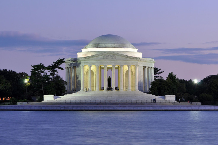 1920px-Jefferson_Memorial_At_Dusk_1