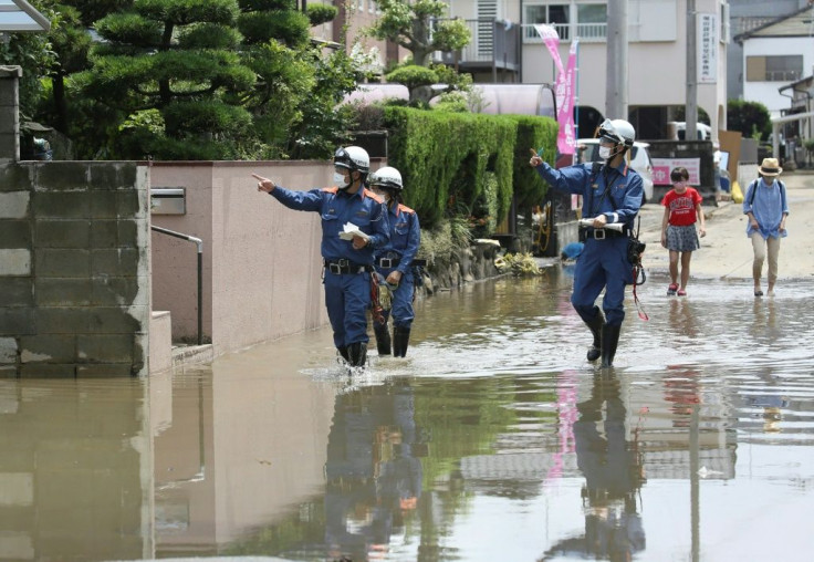 Many households are cut off by the flooding