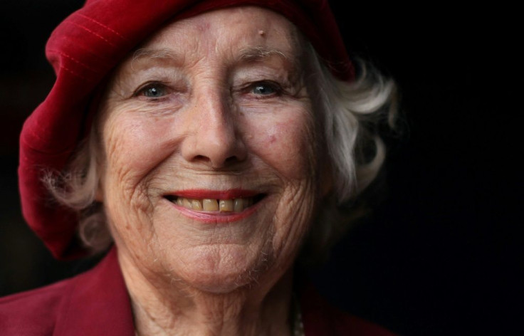 Vera Lynn poses was known as Britain's forces sweetheart