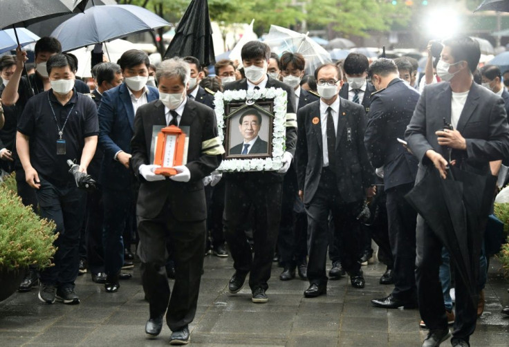 Despite the controversy over his death, the Seoul City government organised a five-day funeral for Park Won-soon