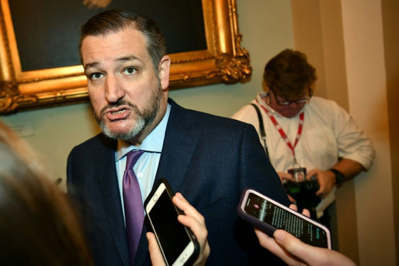 Republican US Senator Ted Cruz earned some scorn online after he was spotted not wearing a mask on a domestic commercial flight
