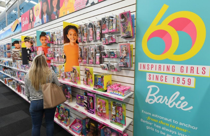 Mattel's Barbie dolls outperformed the toymaker's other brands, managing a seven percent jump in sales that offset big drops in Hot Wheels and other toys