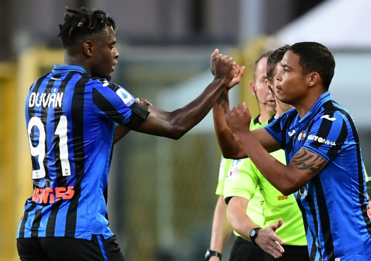 Colombian duo Luis Muriel (R) and Duvan Zapata scored 18 goals each for Atalanta this season.