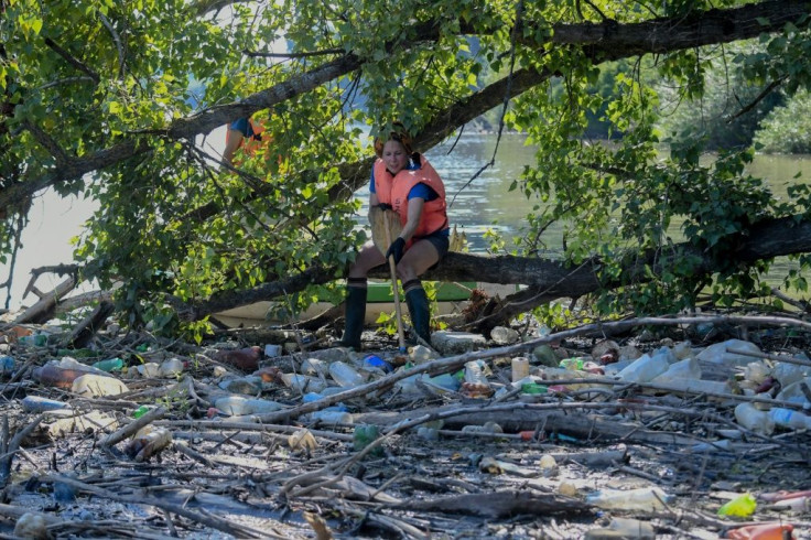 Participants collected more than eight tonnes of rubbish over the nine days of the Upper Tisza Plastic Cup event