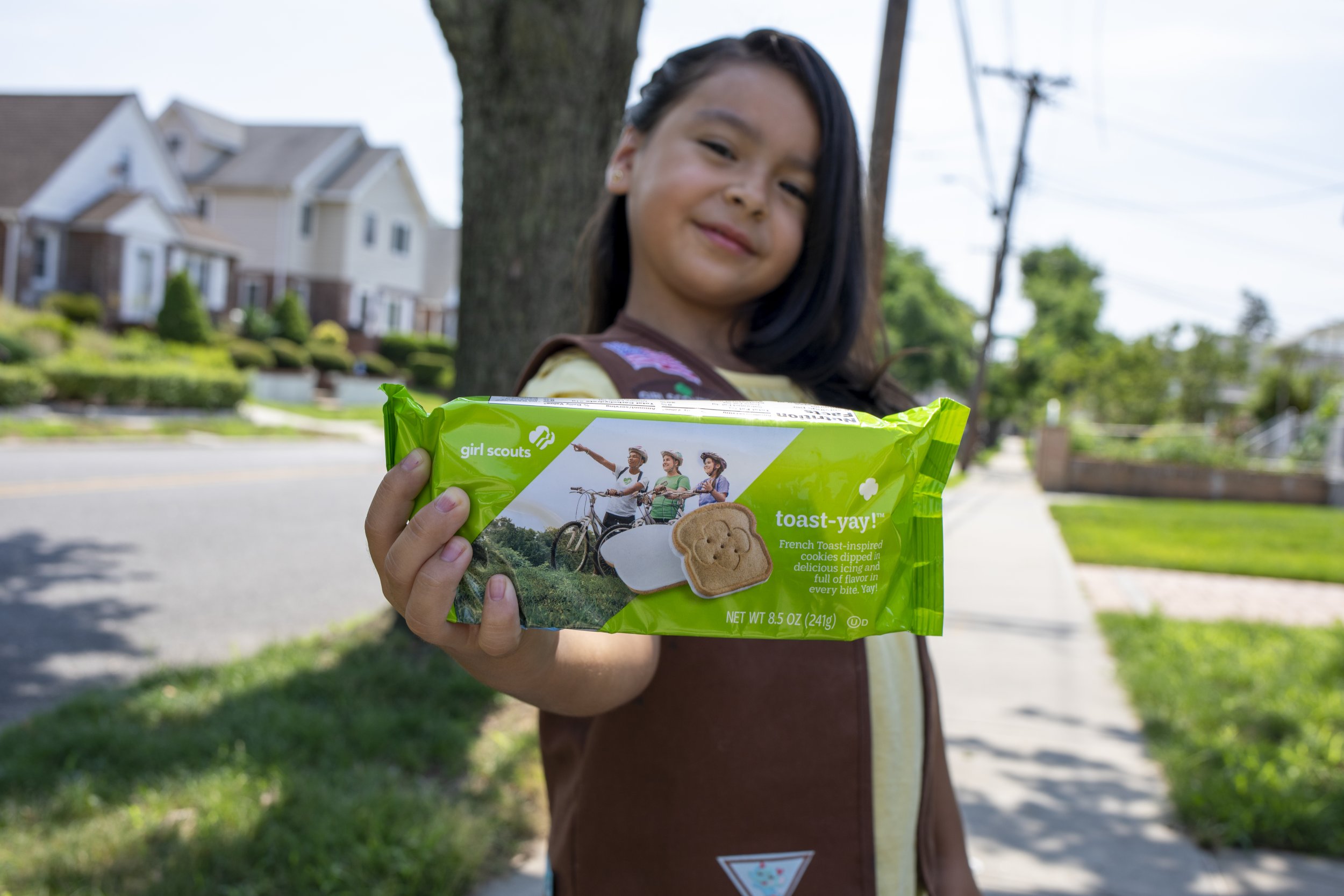 GNC brings Girl Scouts Toast-Yay cookie to four of its products