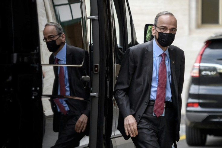 Hadi Al-Bahra heads the opposition delegation to the Syria talks in Geneva