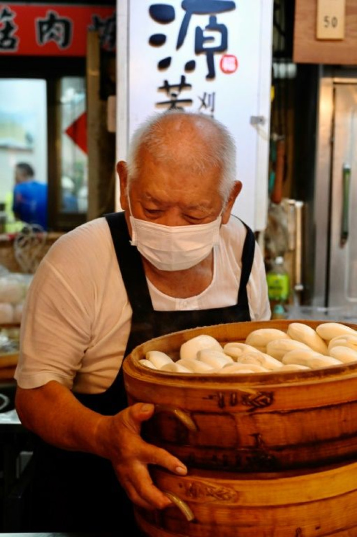 Self-taught Taiwanese chef Wu Huang-yi perfected his meat marinade for his steamed buns more than 20 years ago, and he still goes to the market at 5 a.m. every day to handpick the pork belly