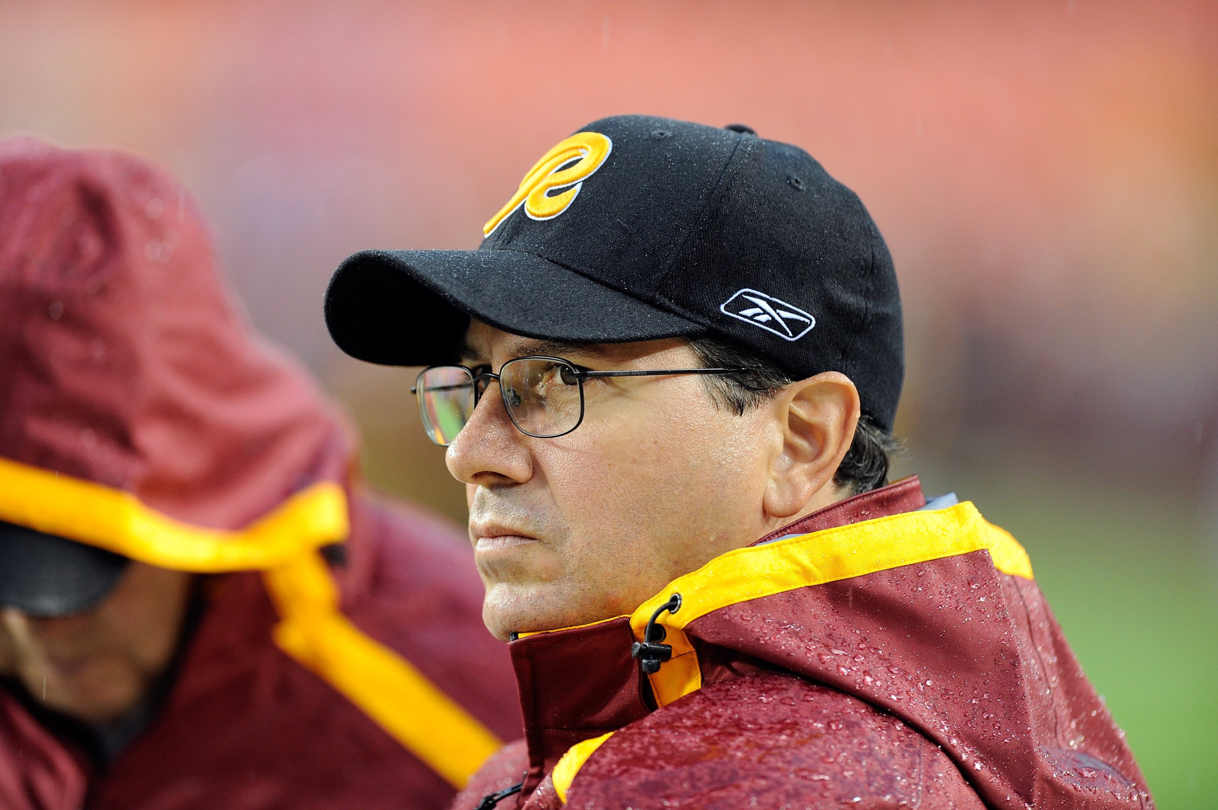 Dan Snyder To Buy Up Remaining Stake In Washington Football Team For $875  Million