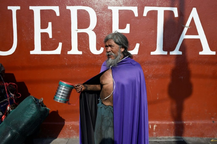 The pandemic has brought a growing number of beggers onto the streets of the Mexican capital
