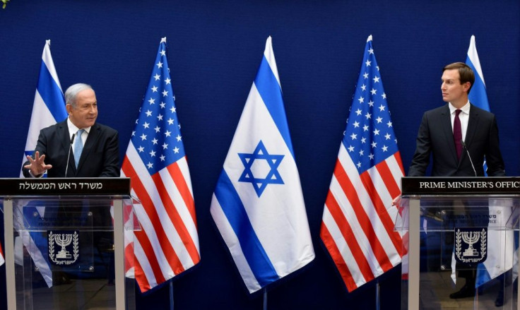 Israeli Prime Minister Benjamin Netanyahu (L) and US Presidential Adviser Jared Kushner met in Jerusalem on Sunday