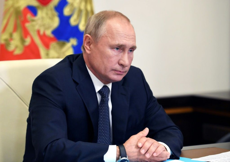 US senators say Russian President Vladimir Putin's government needs to face sanctions for ongoing interference in the 2020 US election