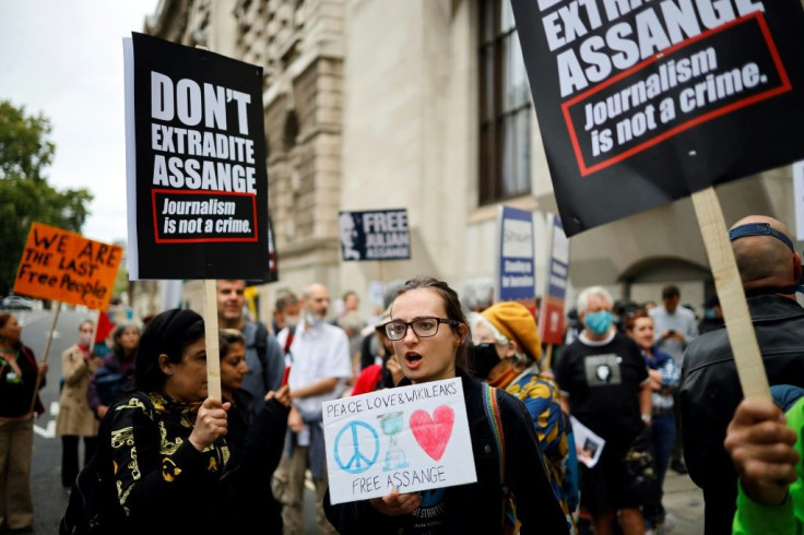 Assange faces 18 charges under the US Espionage Act