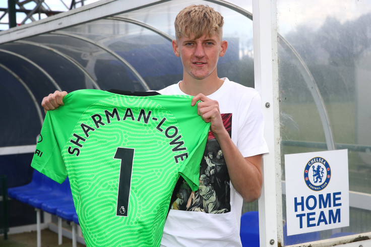 Teddy Sharman-Lowe signs for Chelsea FC 