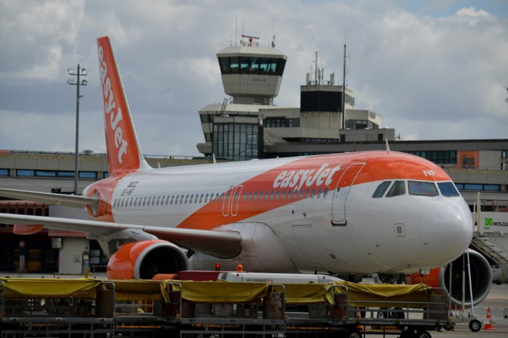 an EasyJet plane