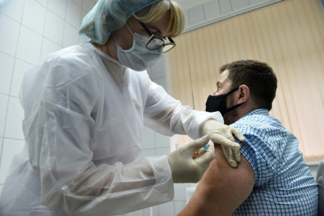 Trials on Russia's 'Sputnik V' vaccine are continuing despite foreign experts' reservations