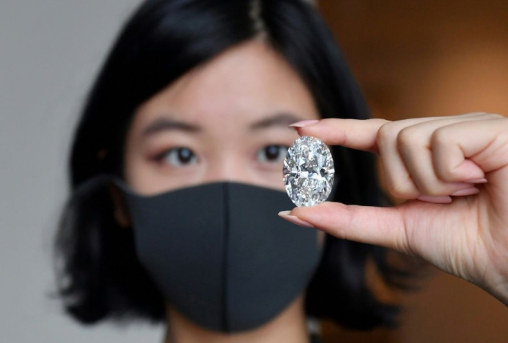 Collectors will be able to start bidding on September 15, 2020 for this exceedingly rare white diamond, with a starting price of only one Hong Kong dollar, or 13 US cents