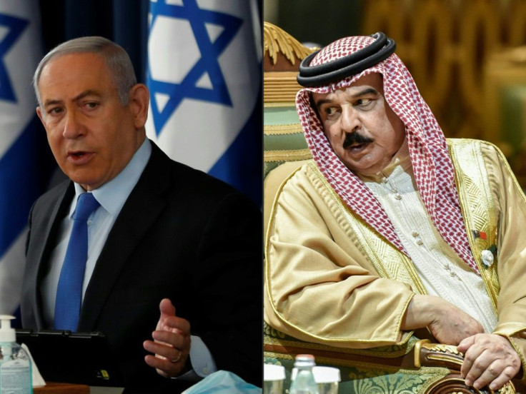 This combination of pictures shows  Israeli Prime Minister Benjamin Netanyahu (L) chairing a cabinet meeting in Jerusalem in June 2020 and Bahrain's King Hamad bin Isa Al Khalifa (R)at the a Gulf Cooperation Council summit in Riyadh in December 2019