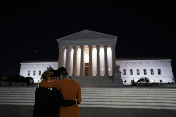 Mourners gathered outside the US Supreme Court to pay their respects to Justice Ruth Bader Ginsburg