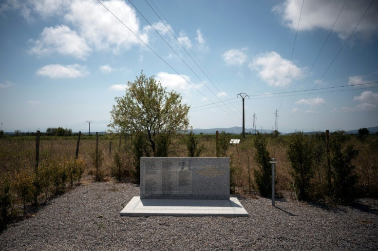 Thanks to work in the last few years by historians, harki families and associations, as well as the French National Office for Veterans and Victims of War, some of the children are no longer anonymous