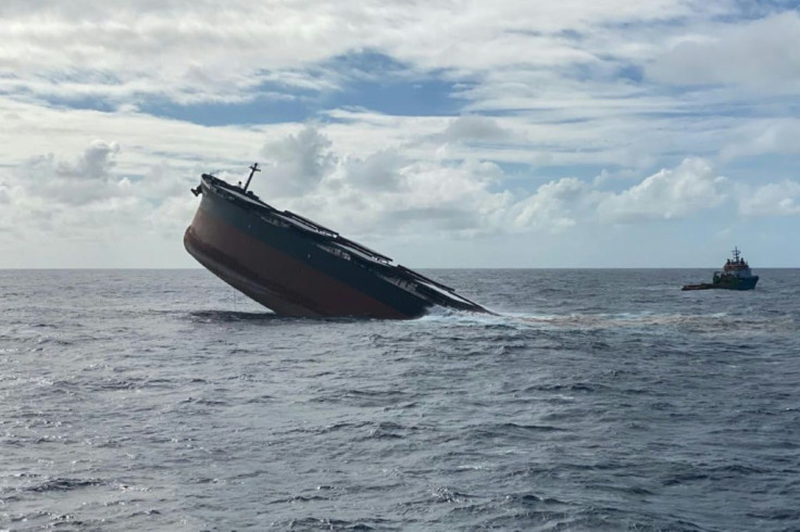 More than 1,000 tonnes of oil seeped from a gash in the hull of the MV Wakashio after it struck a reef off Mauritius