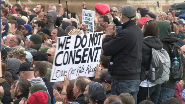 Thousands gather in London for anti-lockdown protest