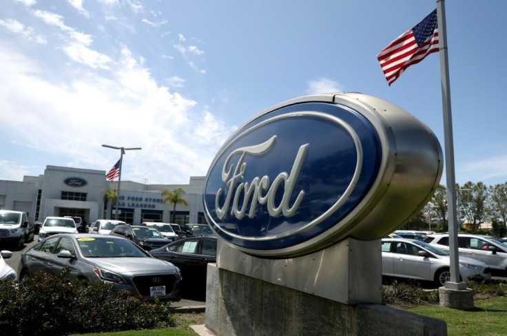 Ford's CFO will depart later this month and be replaced by a longtime company executive
