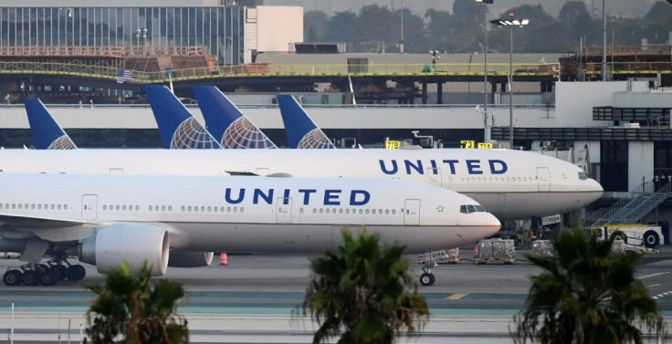 United Airlines is moving ahead with thousands of layoffs, despite a new government loan deal