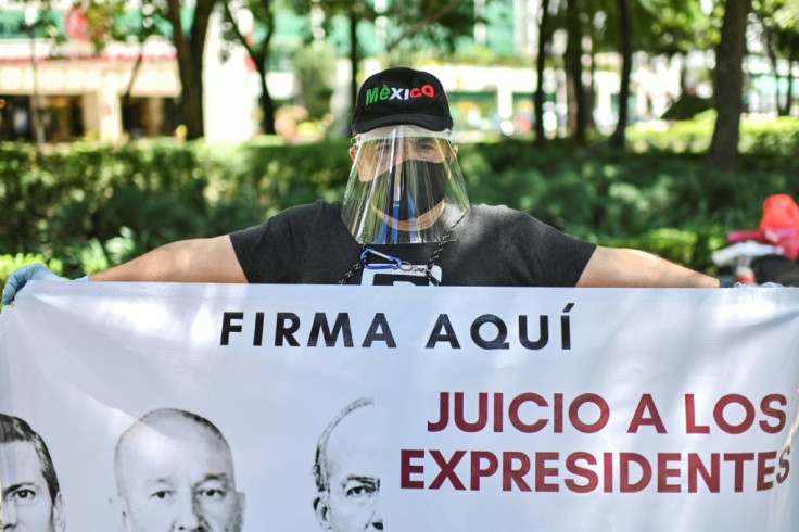 Mexican activists collect signatures in support of a referendum on prosecuting five former presidents
