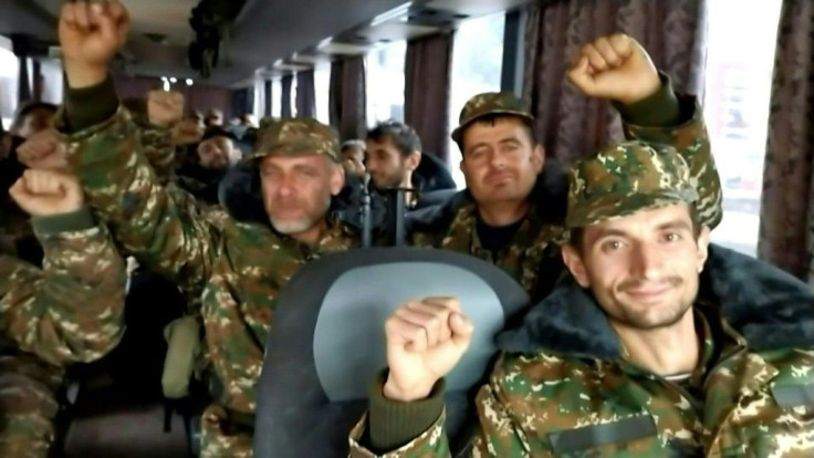 Armenian reservists, volunteers head to Nagorno-Karabakh to fight alongside separatists