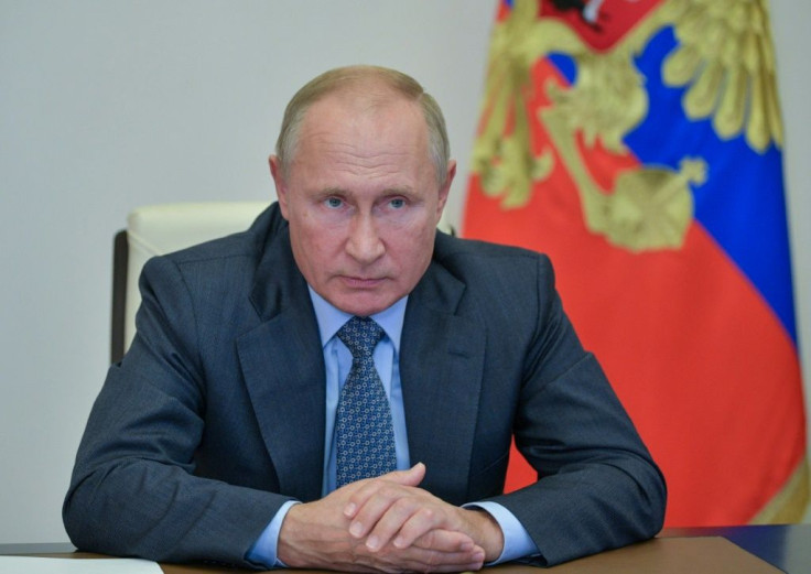 Russian President Vladimir Putin made a late night appeal to the warring parties to attend ceasfire talks in Moscow