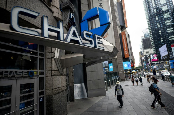 Shares of JPMorgan Chase rose after it reported better-than-expected results and avoided hefty reserves for bad loans
