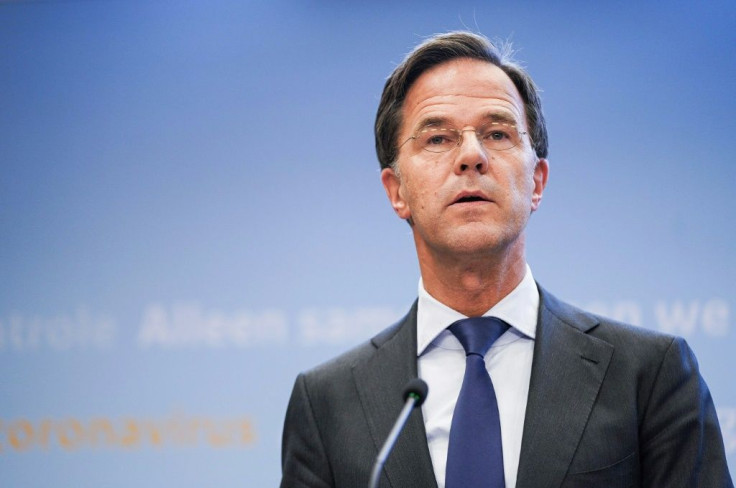 After long refusing to make the wearing of masks compulsory, Dutch Prime Minister Mark Rutte finally ordered that non-medical face coverings must also be worn in all indoor spaces by people aged over 13