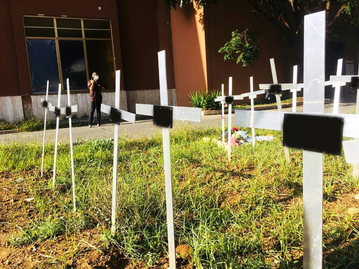 he discovery of the named graves last month by a woman who had undergone an abortion provoked outrage from women's rights groups and the women involved