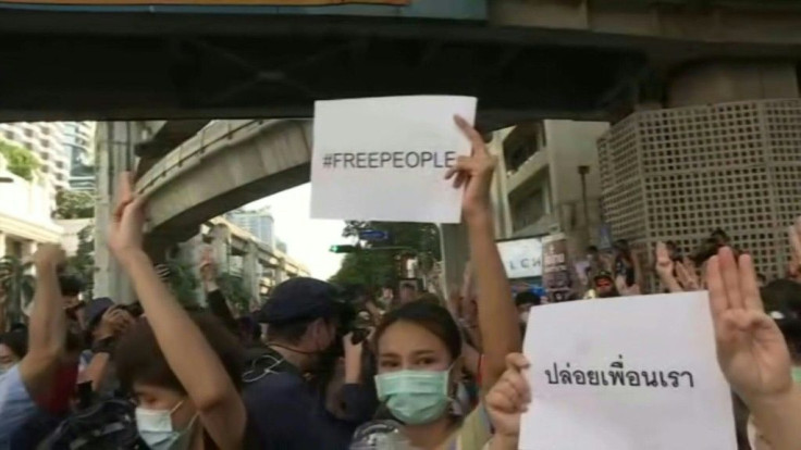 Thai protesters defy ban to gather in Bangkok town centre