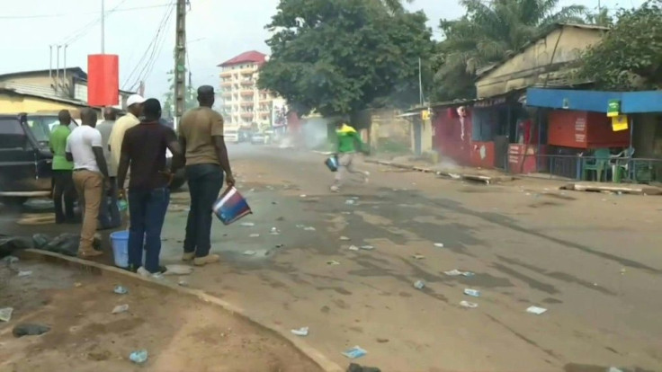 Guinea police fire tear gas outside opposition leader's house