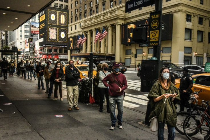 New Yorkers, most of whom vote for the Democratic Party, queue for early voting in Manhattan on 24 October 2020