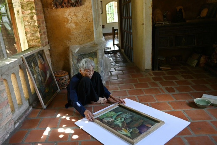 89-year-old Vietnamese artist Mong Bich has been lauded overseas for her work, but has been largely overlooked in her home country