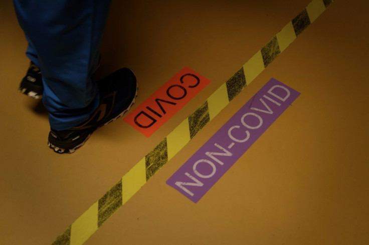 The La-Chaux-de-Fonds hospital has scrambled to reorganise and make room for Covid patients in its intensive care unit