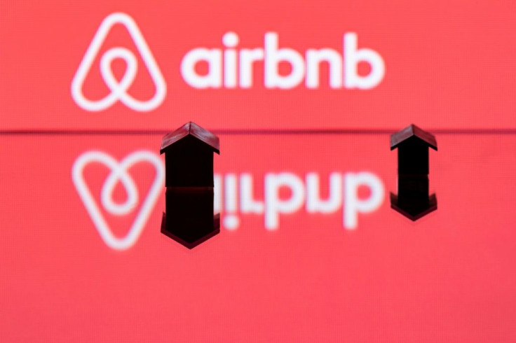 Les restrictions ont d'abord Ã©tÃ© mises en place aux Etats-Unis et au Canada, avant d'Ãªtre Ã©tendues Ã  l'Espagne, la France et le Royaume-Uni, selon Airbnb