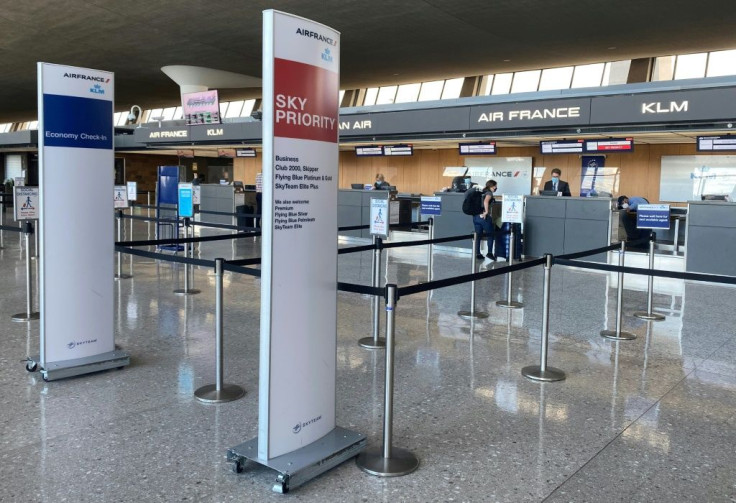 A near total shutdown in air travel will mean US airlines will have the lowest worker count since at least 1987