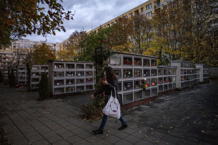 In 2016, more than four of five deceased Czechs were cremated, among the highest proportion in the world