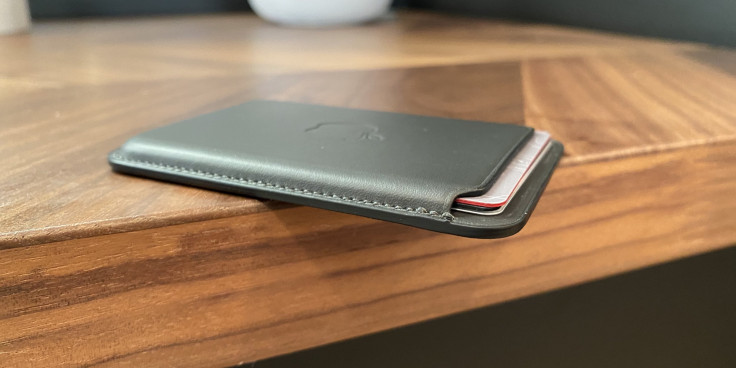 Apple's MagSafe Leather Wallet is Near-Perfect: Here's Why! 