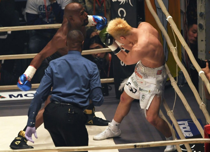 Floyd Mayweather's last bout was a widely ridiculed fight against Japanese kickboxer Tenshin Nasukawa, which he won inside one round