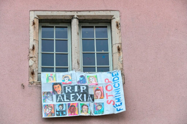 A banner reading 'R.I.P Alexia' at the Vesoul courthouse on the first day of Jonathann Davalâs trial