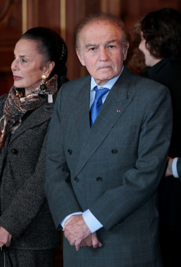 Late lawyer and Holocaust survivor Samuel Pisar and his wife Judith, the mother of US Secretary of State-designate Antony Blinken, are seen at the Paris city hall in October 2012