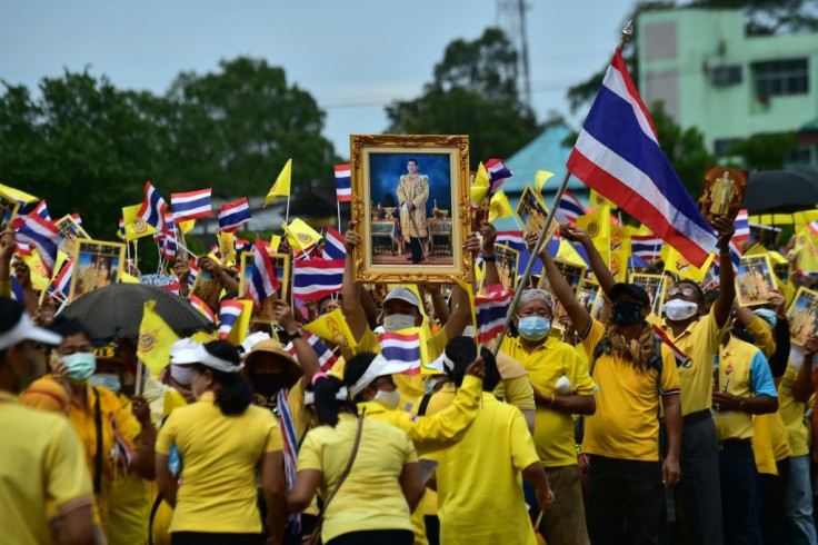 King Maha Vajiralongkorn has talked to supporters and declared his "love" for all Thais