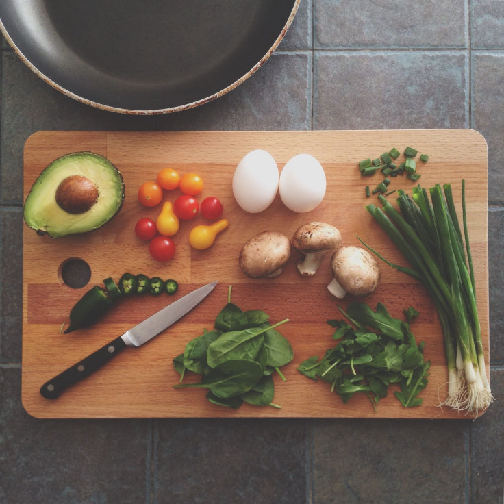 10 Gifts for Moms Who Love to Cook